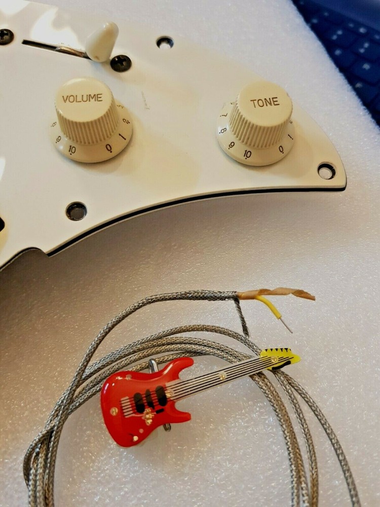 25 feet Vintage Style Braided Shielded push back wire 24 AWG. SOLID CORE !!!