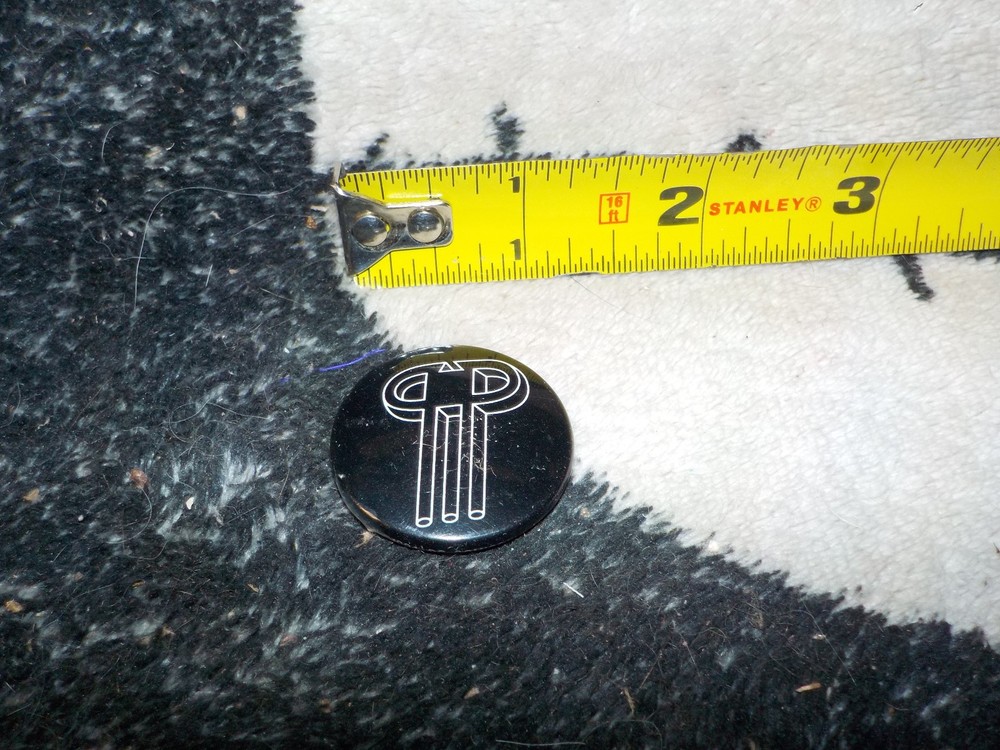 Paradox Press Logo Pin DC Comics Pinback Button badge