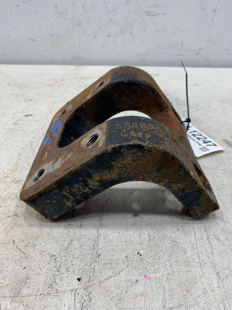 2018 International A26 Engine Mount (548-12247)