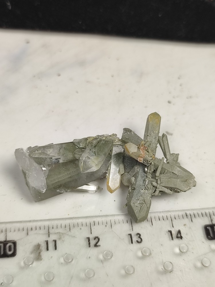 Chlorite Quartz Crystal with Having Beautiful Growth-Pk