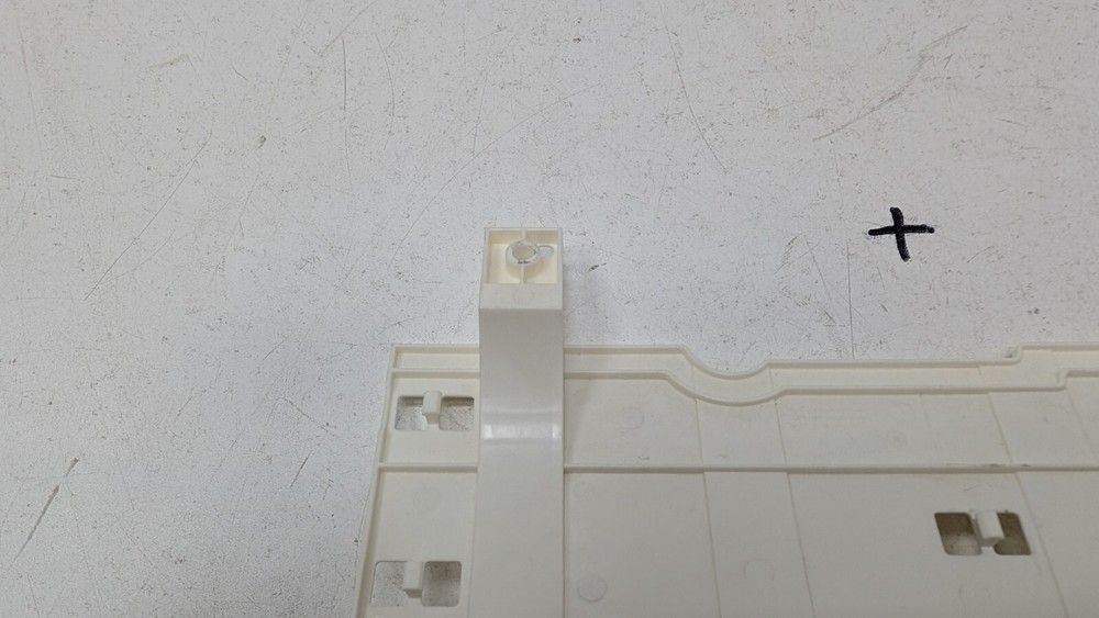 Tesla Model 3/Y High Voltage Battery Voltage Controller Bracket 1101626-00-D OEM