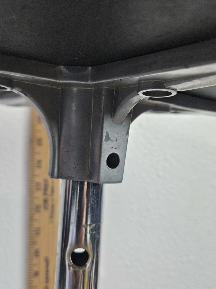 I-Con Percussion Drum Seat with Incremental Height Adjustment Collapsible