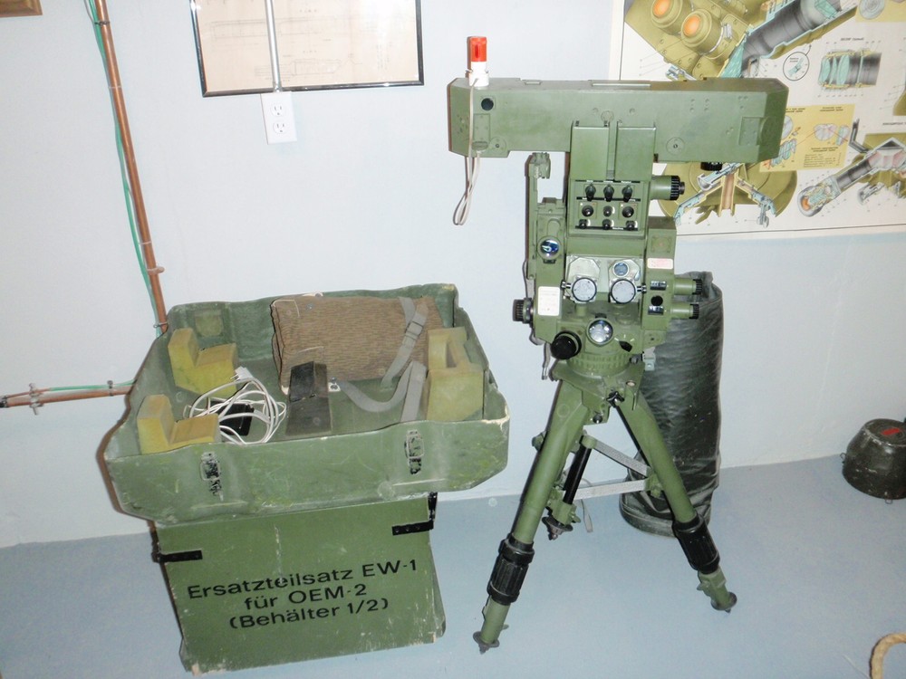 Zeiss OEM-2 artillery range finder