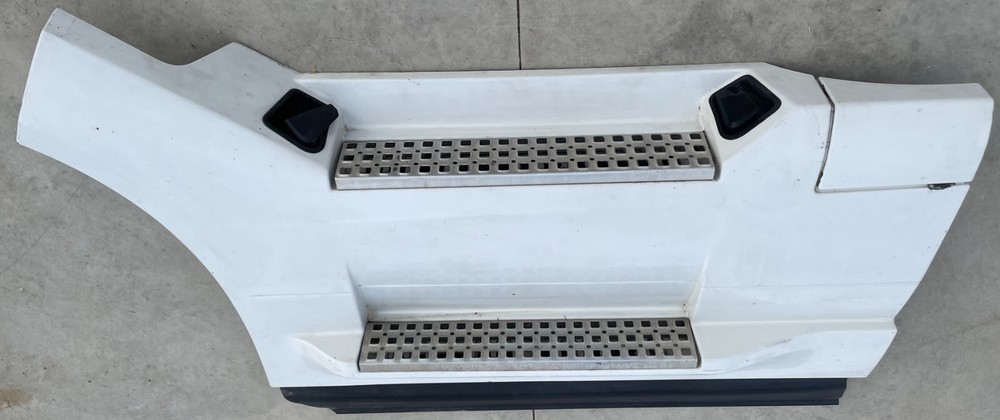 84744212 Volvo Step Fairing Front Left Driver Side