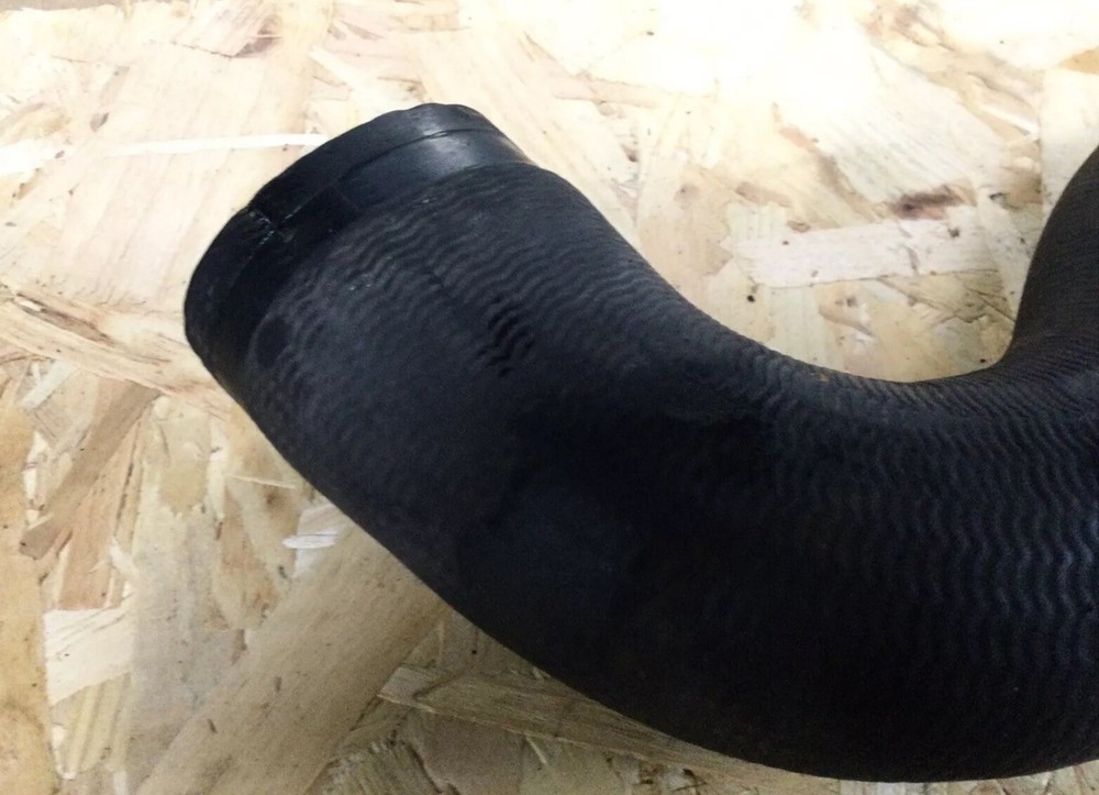 VOLKSWAGEN CRAFTER INTERCOOLER PIPE 2.0 DIESEL 2016