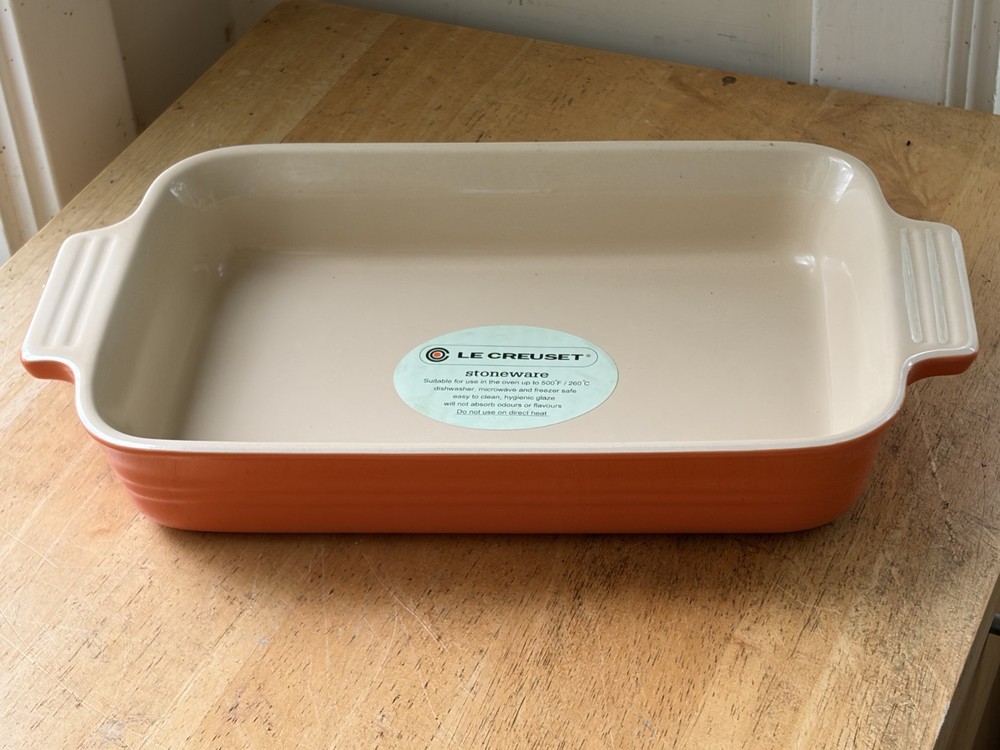 New - Le Creuset Flame Orange Rectangular Baking Dish 10x7 Stoneware