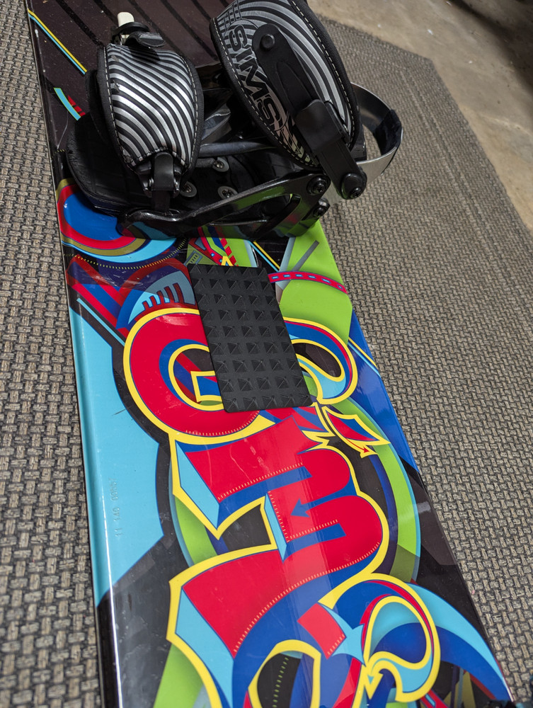 3D Printed Snowboard Stomp Pad – Black Rectangular Traction Pad with Pyramid Stu
