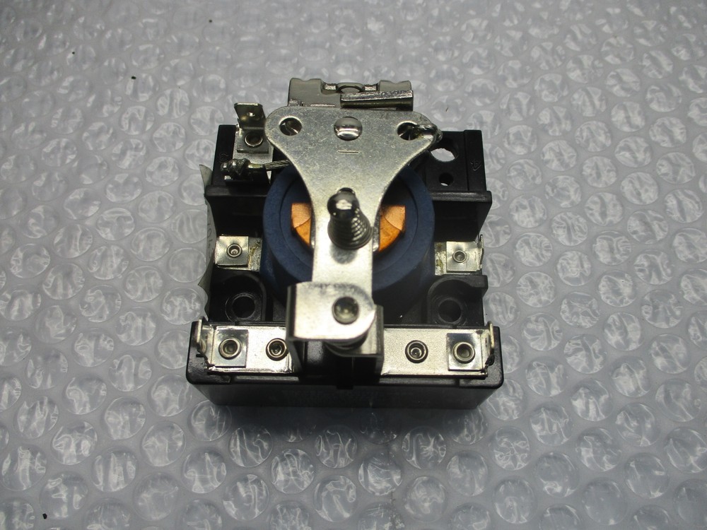 INDUSTRIAL SPARE E37066 RELAY NSNP