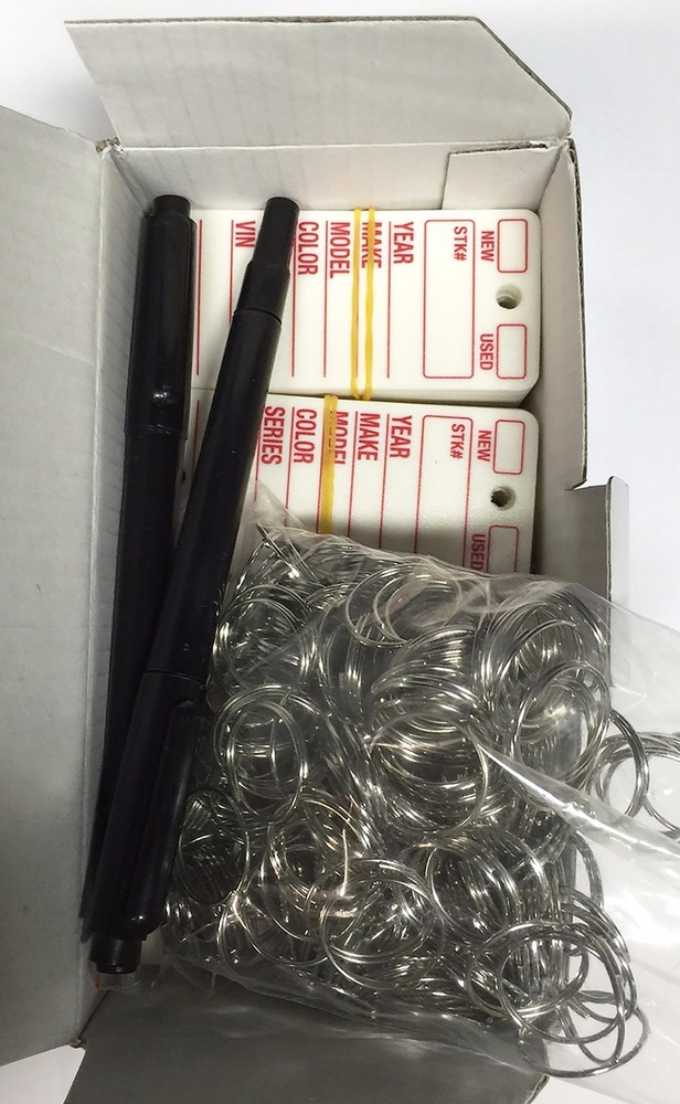 POLY KEY TAGS - WHITE (BOXES OF 252) WITH 252 METAL KEY RINGS