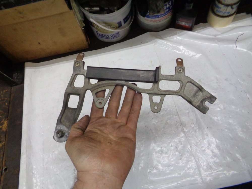 2011-2020 Polaris Switchback RMK Assault Rush muffler support bracket 1017804