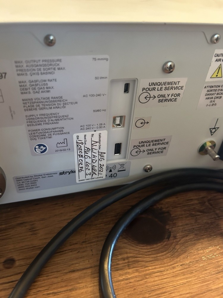 Stryker Pneumoclear Plus FM 300 CO2 Conditioning Insufflator 0620050000