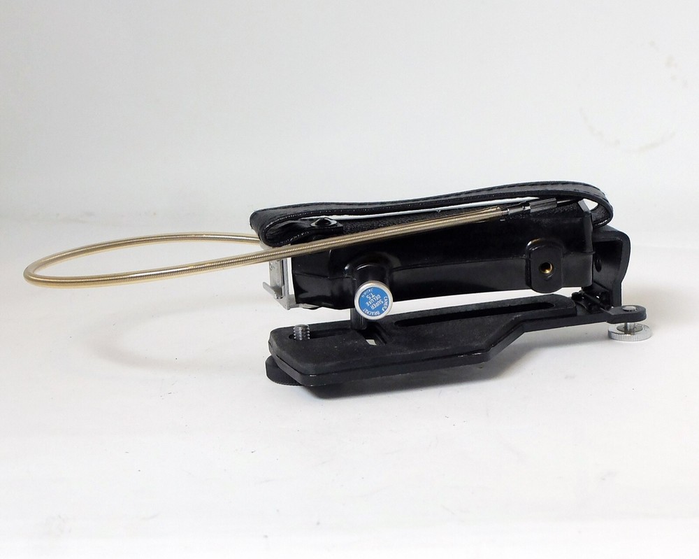 Super Deluxe Folding Camera Flash Bracket Medium Format SLR Film DSLR Digital