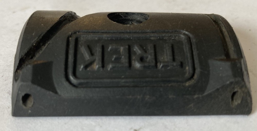 Trek Bottom Bracket Cable Guide for some OCLV