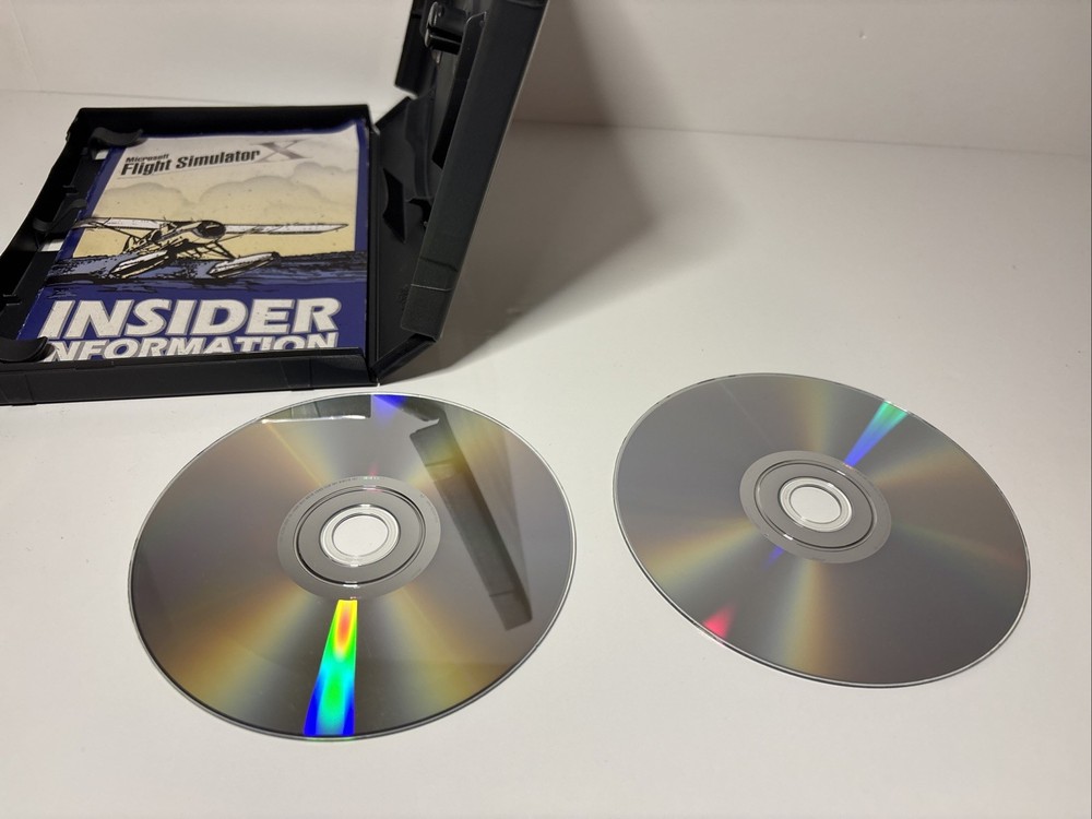 Microsoft 2006 Flight Simulator X Deluxe Edition PC Game Windows