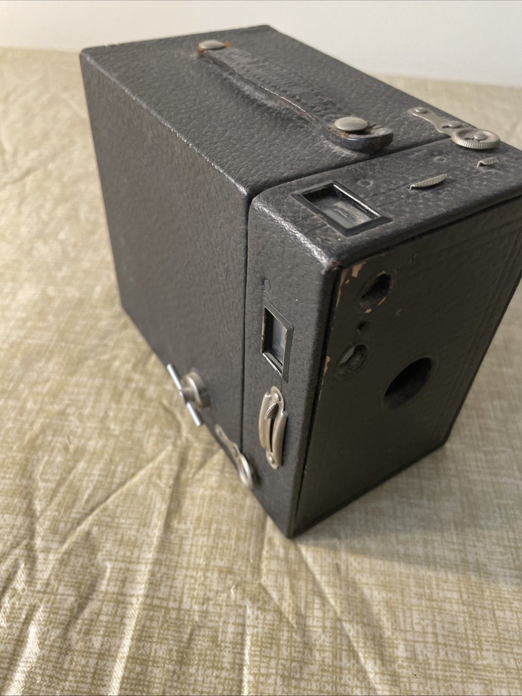 Antique Kodak No. 2A Brownie Model B Box Camera