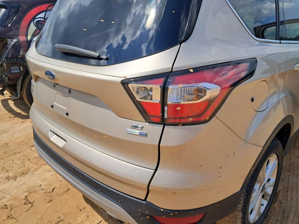 Console Front Floor SE Fits 17-19 ESCAPE 4753877