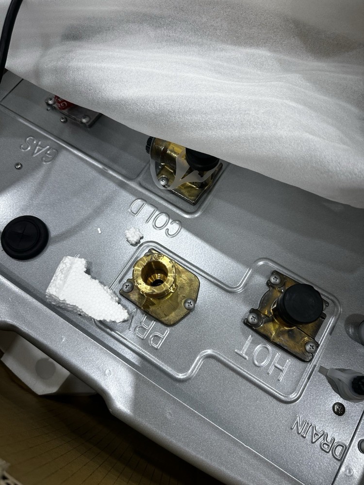 Rinnai RE160IP High Efficiency Propane Indoor Tankless Water Heater 160k BTU