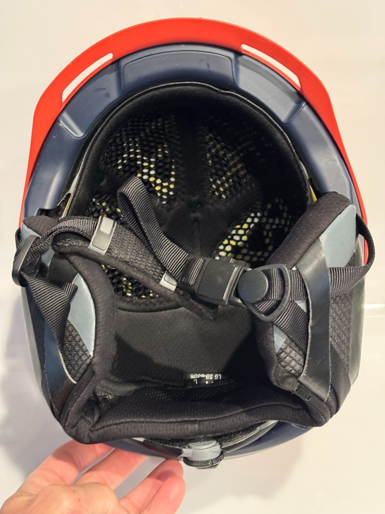 Smith Quantum Matte Navy Red Alder size Large MIPS Aerocore in great condition