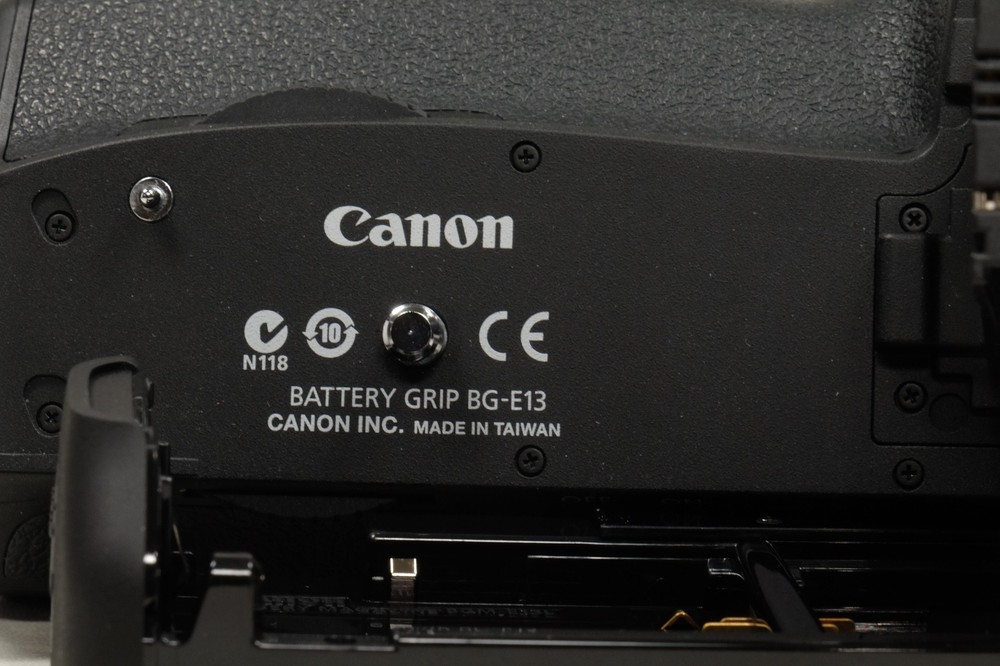 Canon BG-E13 Battery Grip for EOS 6D Camera Body