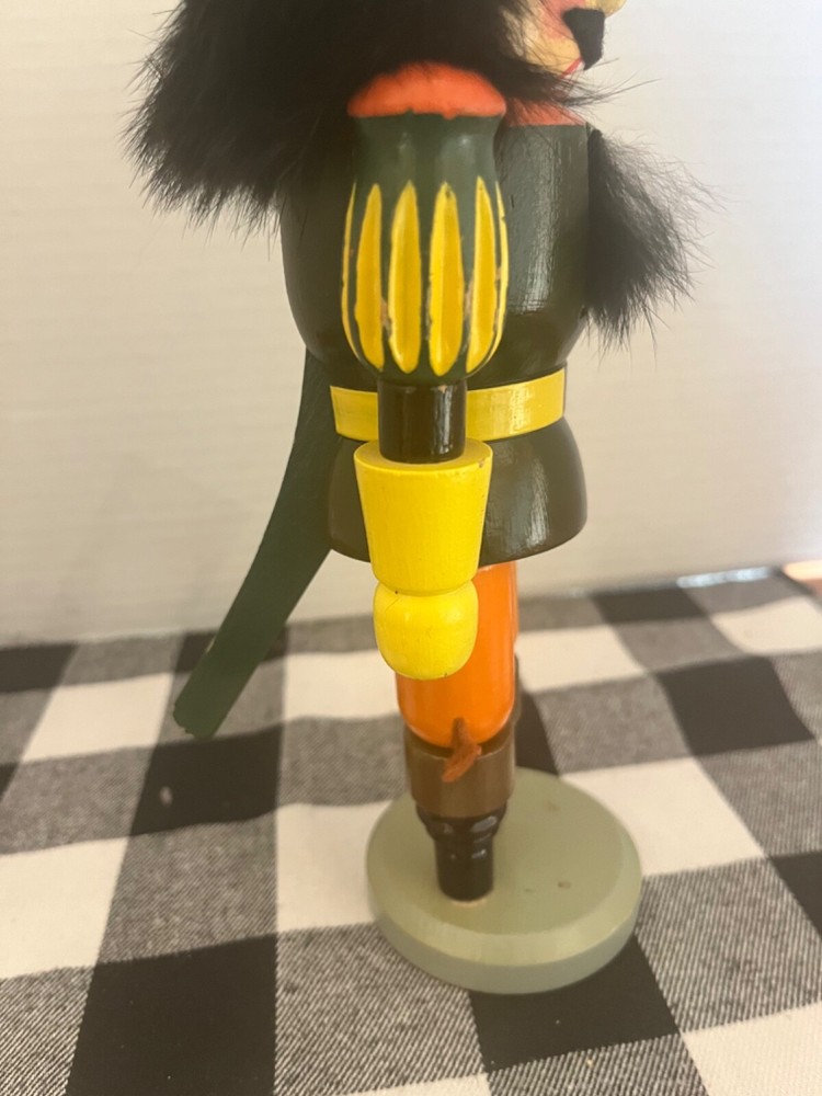 Vintage /Nutcracker/ 9"/