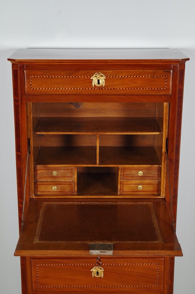 Secretary era Transition marquetry