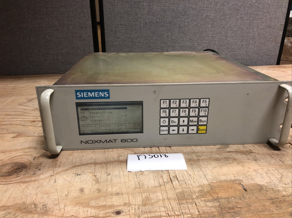 Siemens NoxMat 600 HCLD NO/NOX ANALYZER 115VAC 60HZ USED *\