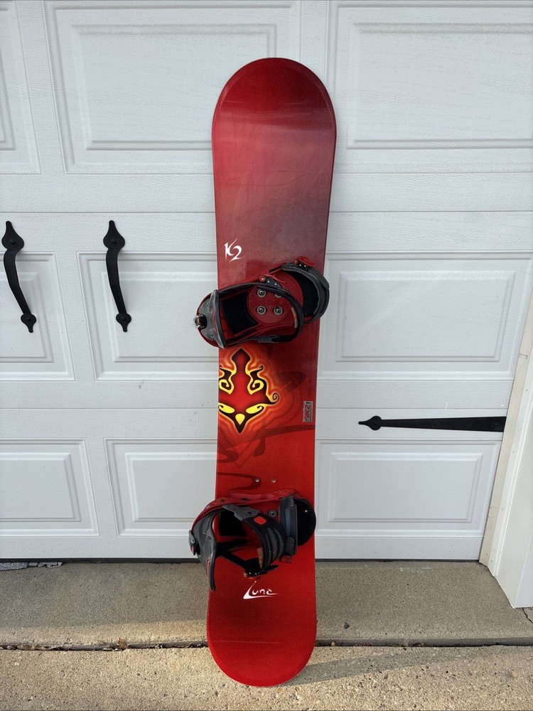 K2 LUNA SNOWBOARD SIZE 151 CM WITH BURTON BINDINGS