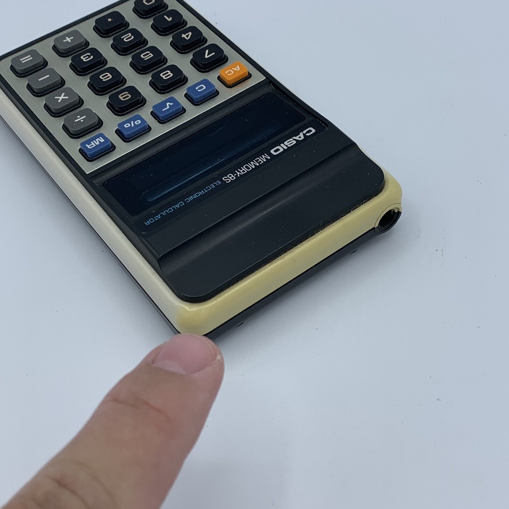 Casio Memory -8S Electronic Calculator With Case - Tested - Made In Japan