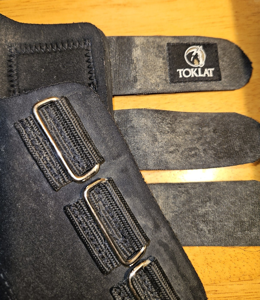 TOKLAT Splint Boots Size Small, One Pair, Hook and Loop Closure - Used