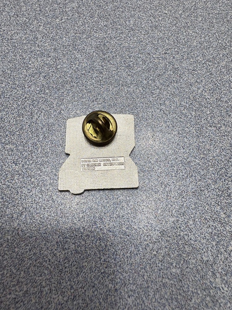 Delta Airlines Air Cargo Pin