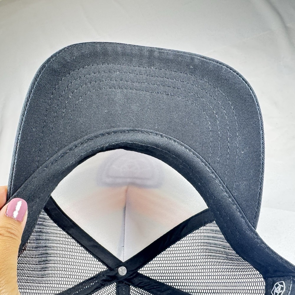 ARIAT Snapback Adjustable Mesh Cap Black & Striped Multicolored (#82)