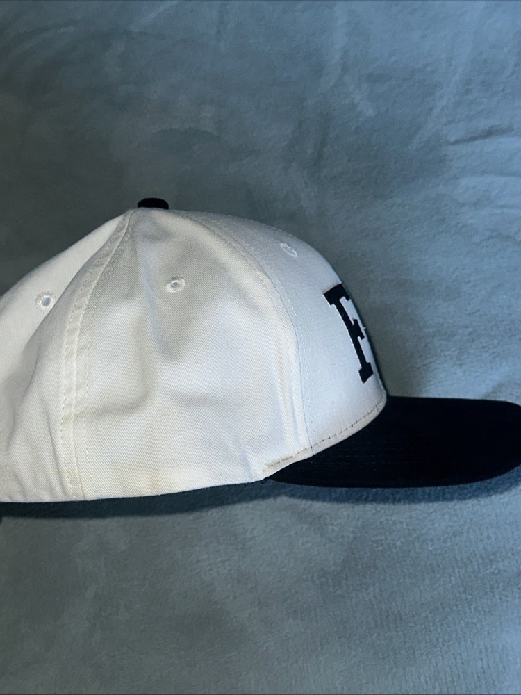 Fiori Golf Hat Strapback Cap White Black FG OSFM