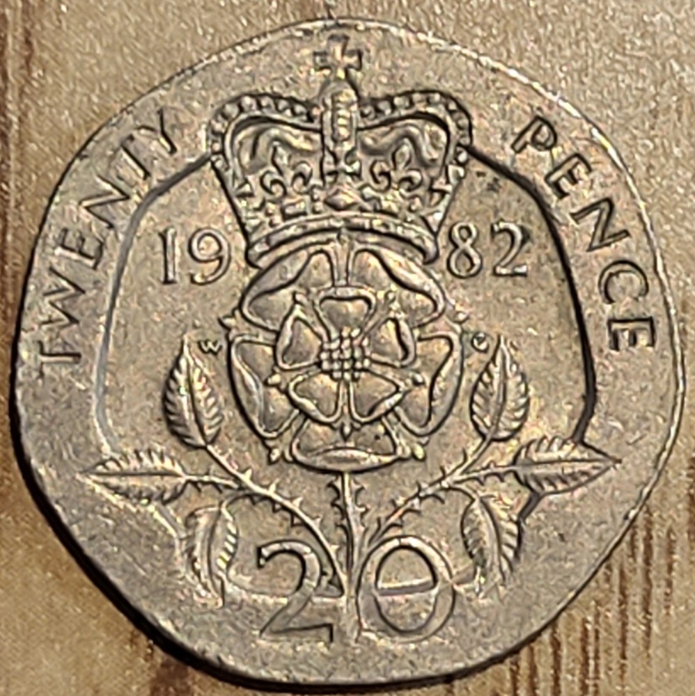 1982  Great Britain  20 Pence Coin    N146