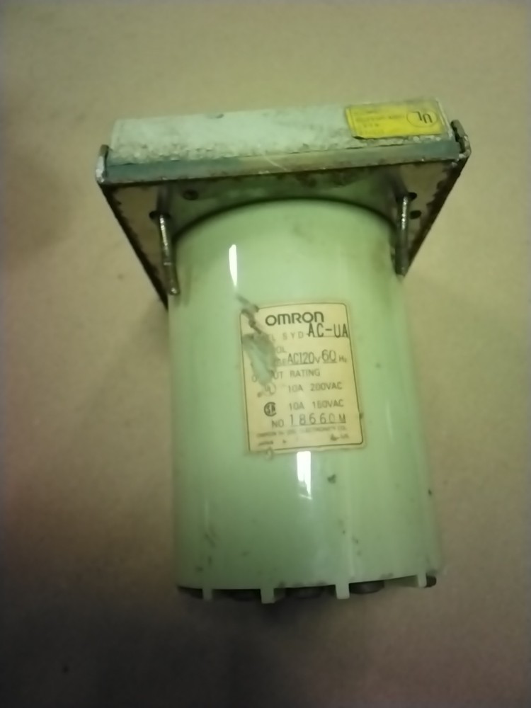 OMRON SYD-AC-UA 60-second Clock Operated Switch 120V