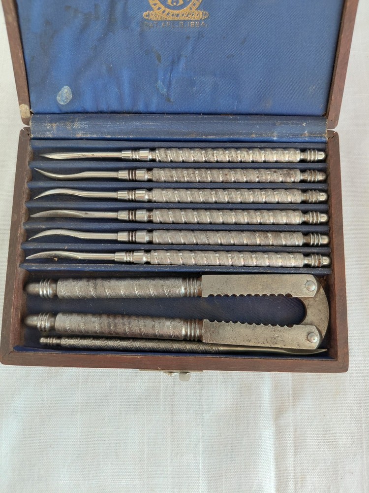 ANTIQUE HMQ Nutcracker /Nutcracker Pick Set (7) 1884 Lobster/Crab Original Box