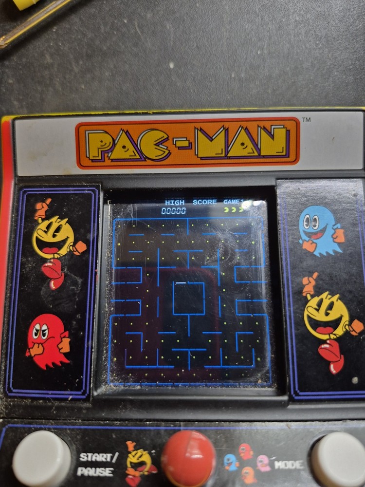 Basic Fun Bandai Namco Pac-Man Mini Game Arcade Machine Handheld Classic Retro