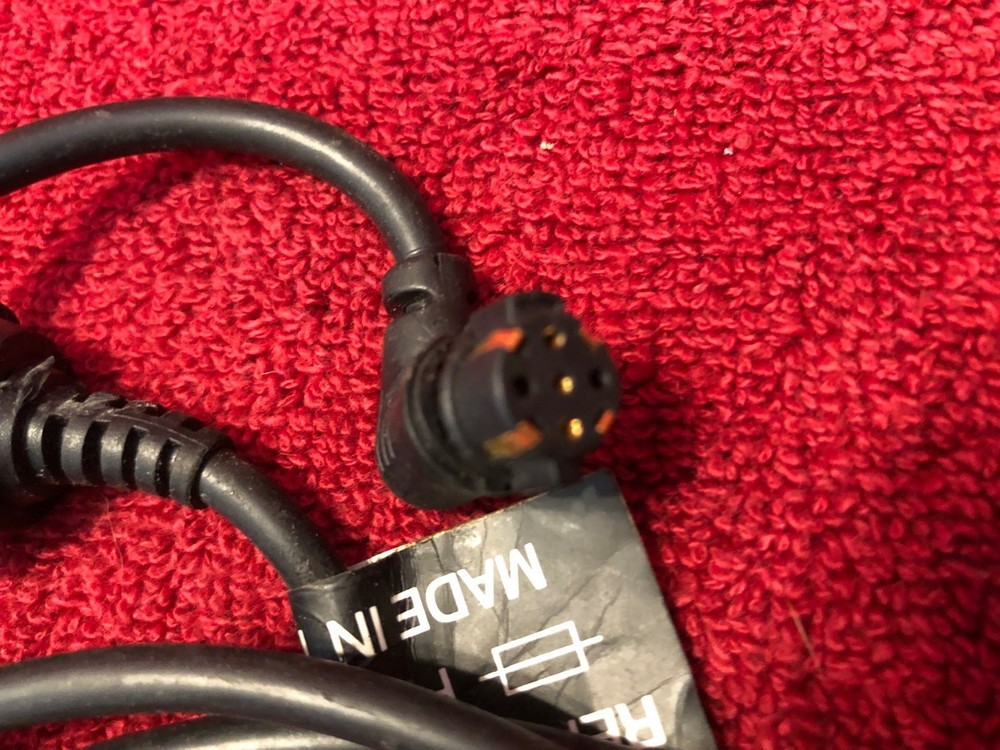 GPS CIGARETTE LIGHTER ADAPTER