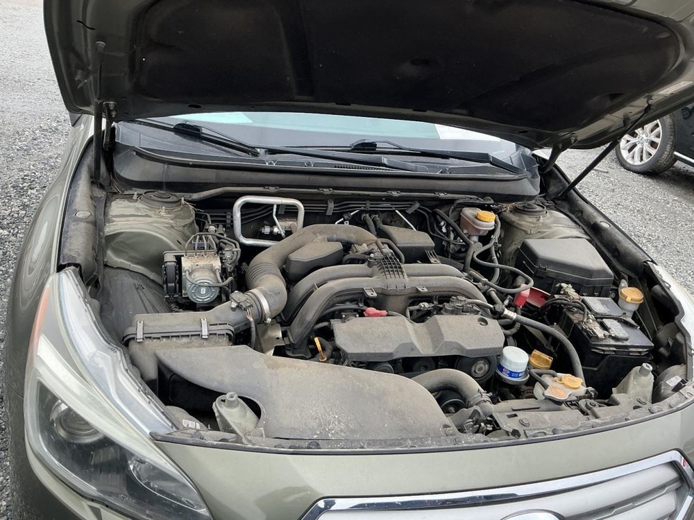 LEGACY 2017 Glove Box 4949418