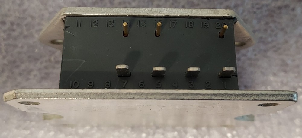 '1 PIECE' - PN# FBH-40-006 - LAMBDA - VOLTAGE, REGULATOR