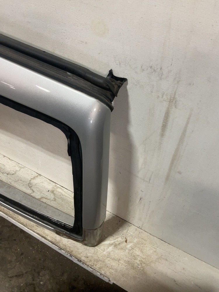 Used Windshield Frame fits: 2010 Jeep Wrangler Grade A