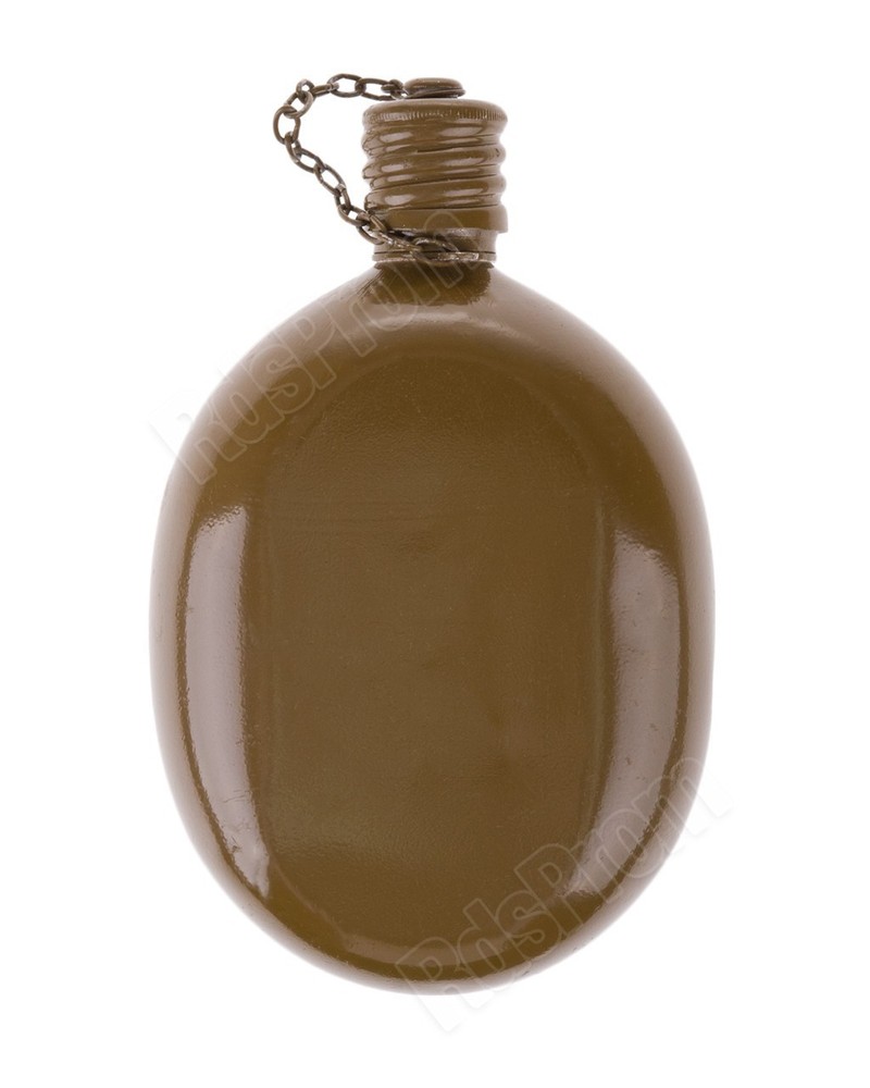 An army canteen with a Soviet-era case.