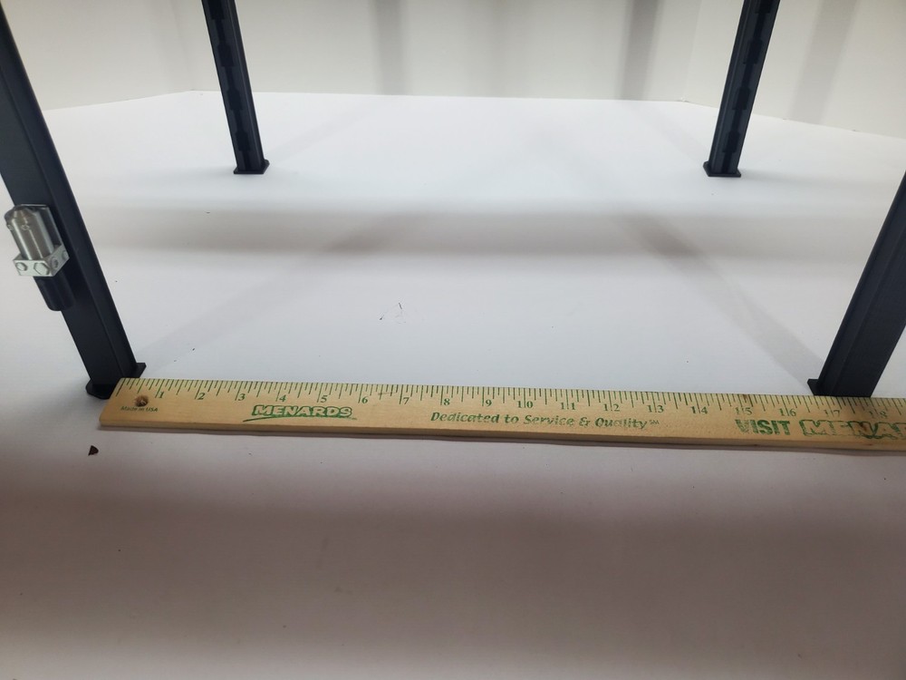 4 Post Lift For 1/10 Scale RC Rock Crawler Storage