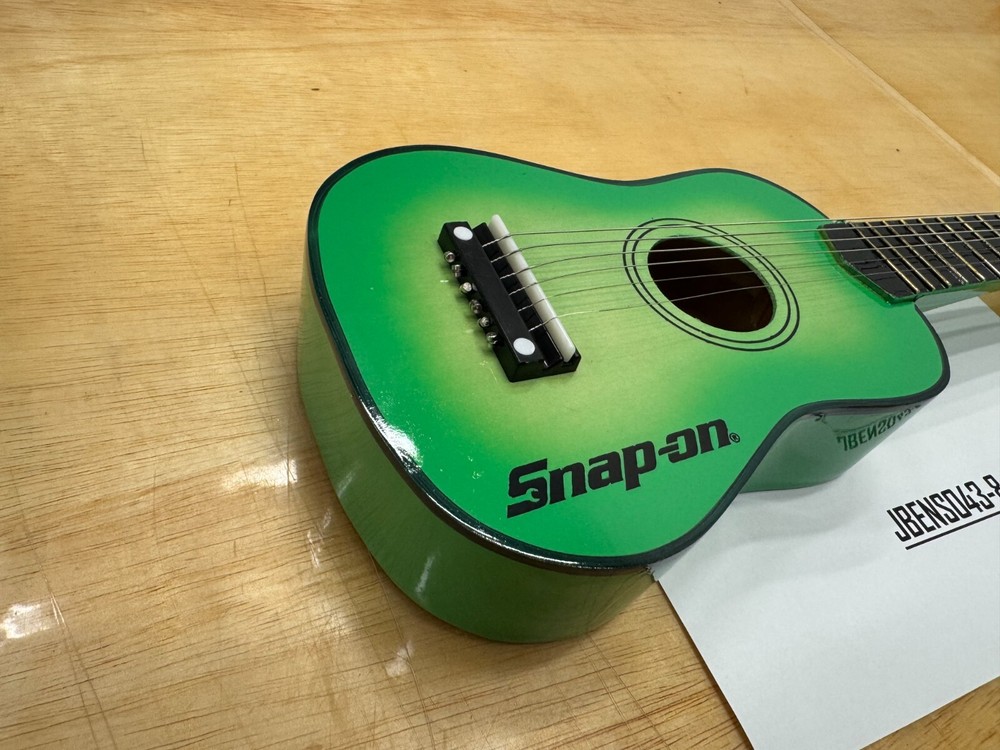 Snap-On Tools NEW GREEN Small Decorative String Guitar