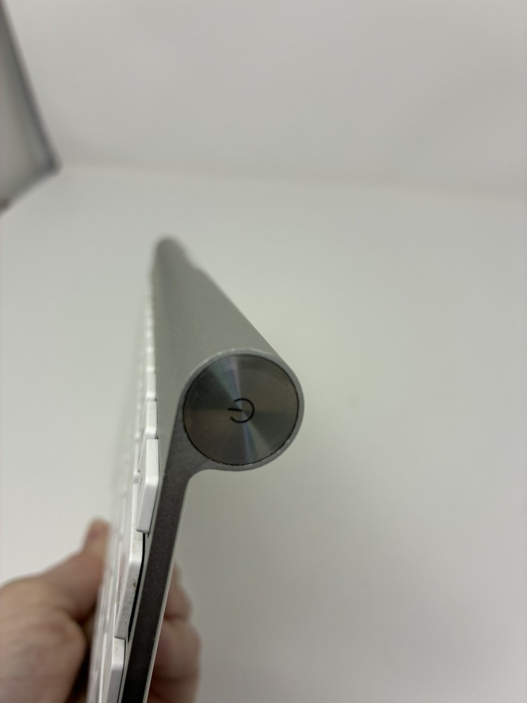 Original Apple Magic Keyboard Bluetooth Wireless Model A1314 - TESTED WORKING