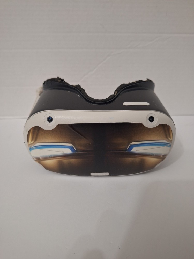 Oculus Meta Quest 2 Virtual Reality Headset Both Controllers, USED, WORKS! READ