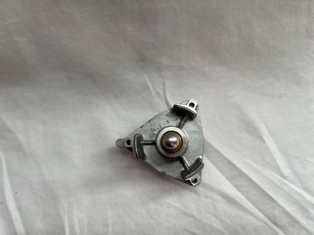 Technics Turntable SL-1200MK Spindle