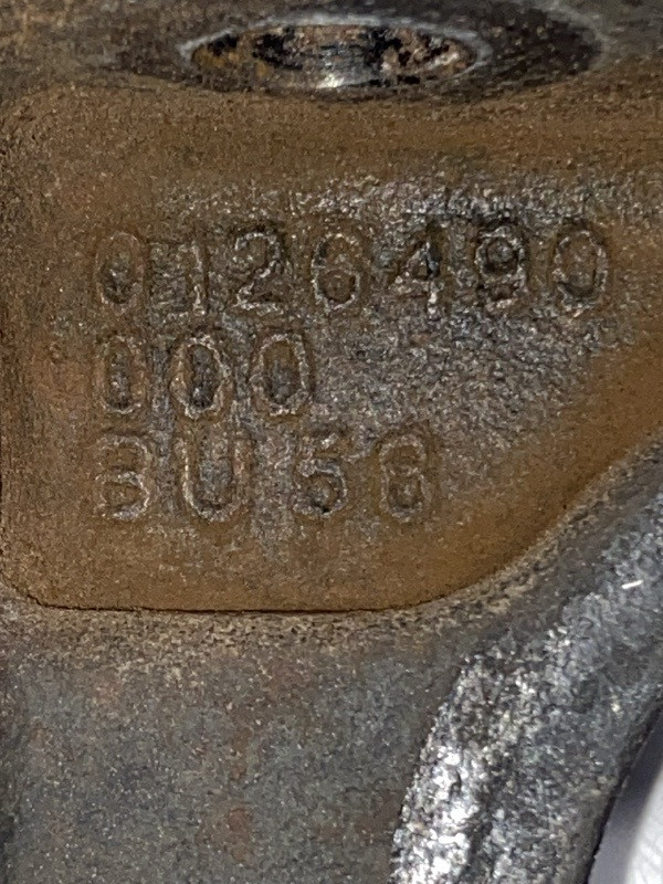 Freightliner MT55 Engine Mount 0130509001 (548-13042)