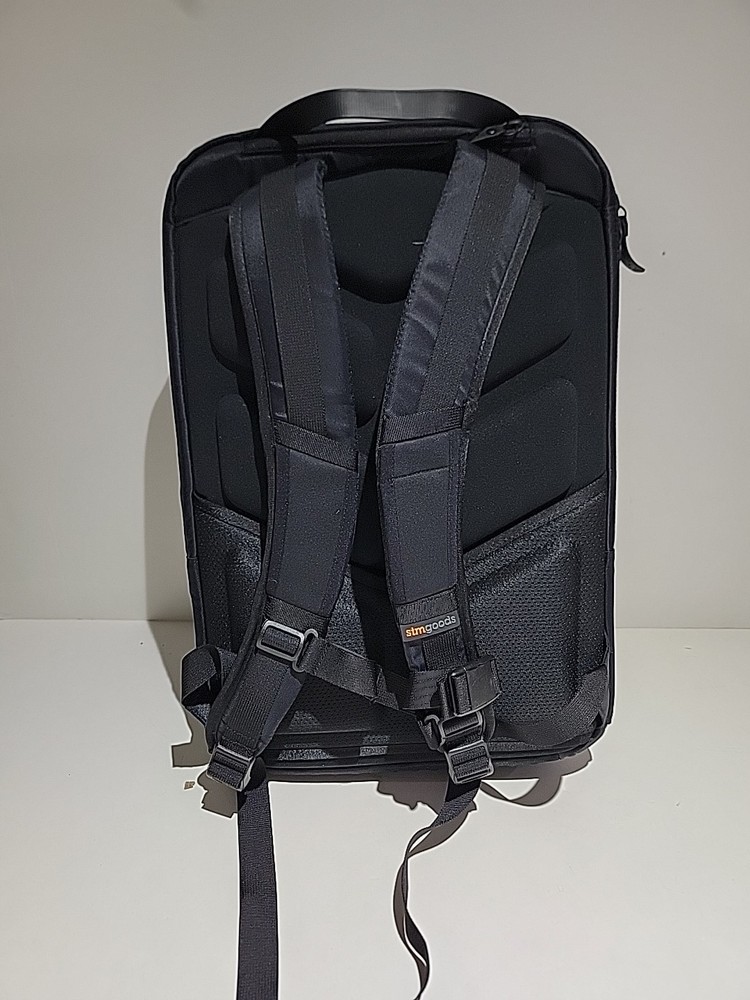 STM dux 30L 17" Versatile Tech Backpack - Black