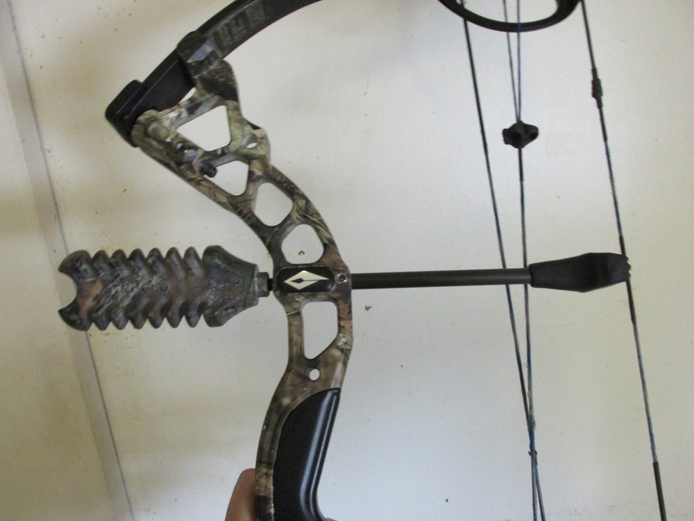 Diamond Infinite Edge Pro Compound Bow Left-Handed
