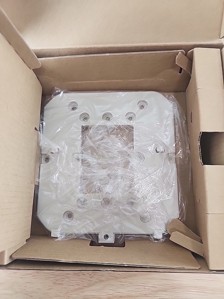 AP-93H Aruba Networks Wireless Access Point (No Cords)